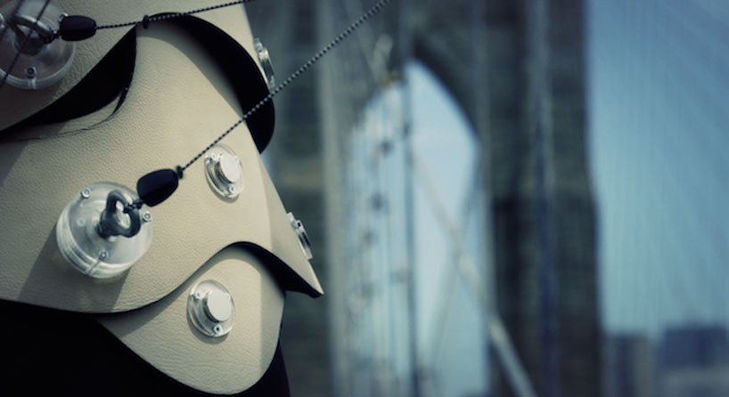 human-harp-Di-Mainstone-designboom-03